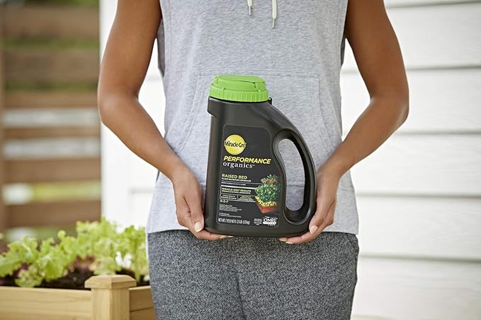 Miracle-Gro Performance Organics Raised Bed Plant Nutrition Granules - Plant Food with Natural & Organic Ingredients, for Vegetables, Fruits, Herbs and Flowers in Raised Beds, 2.5 lbs. (Pack of 2)